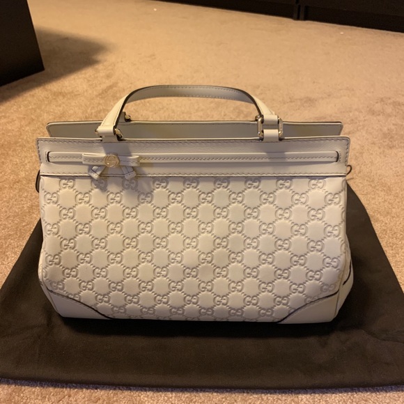 Gucci Handbags - Authentic Gucci Guccissima Mayfair Off White Tote